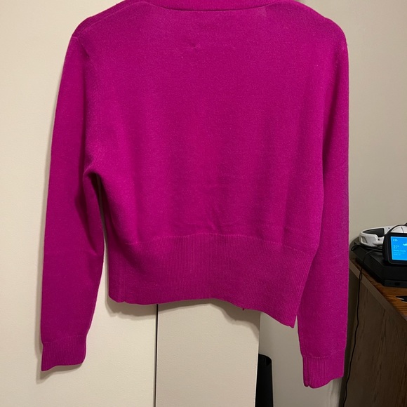 Superbe 100 percent cashmere cardigan NWT retail $435 PRICE IS FIRM - Picture 6 of 8